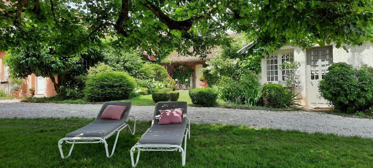 Domaine De La Creuse Bed & Breakfast Moussey  Exterior photo